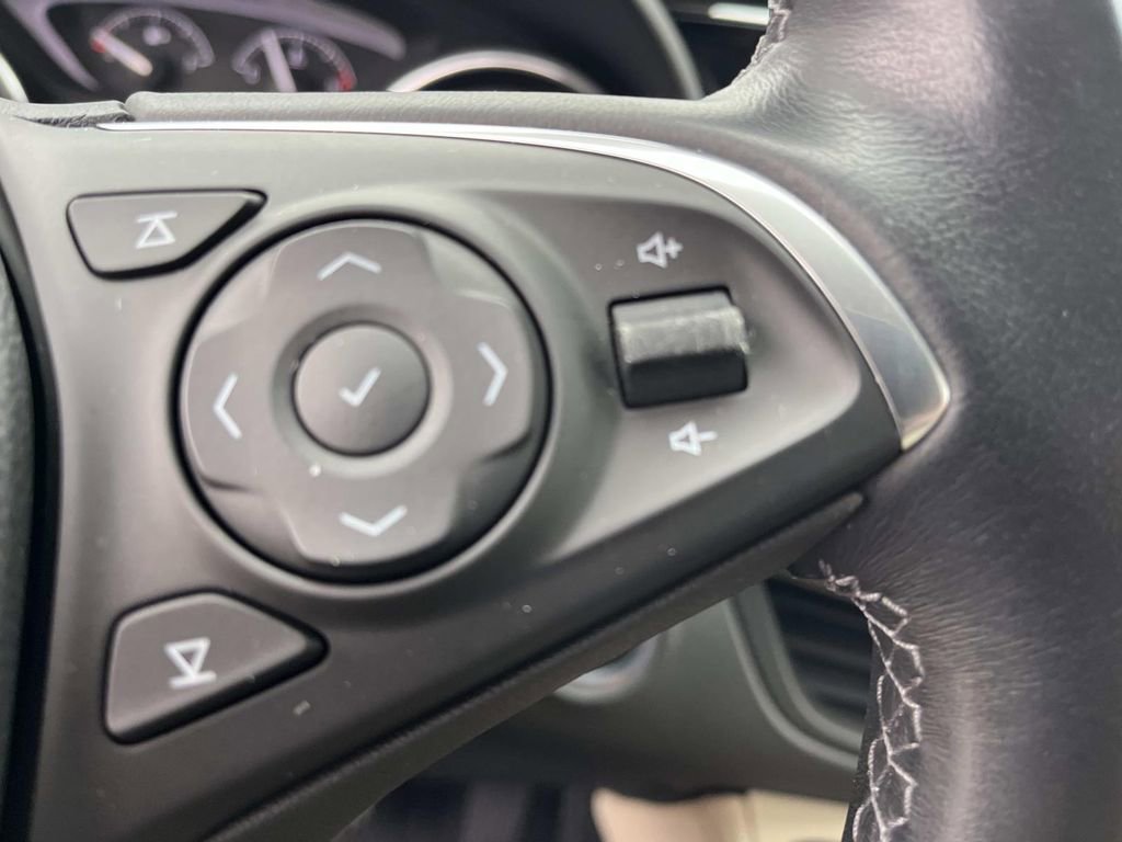 Used 2020 Buick Envision Preferred image 32