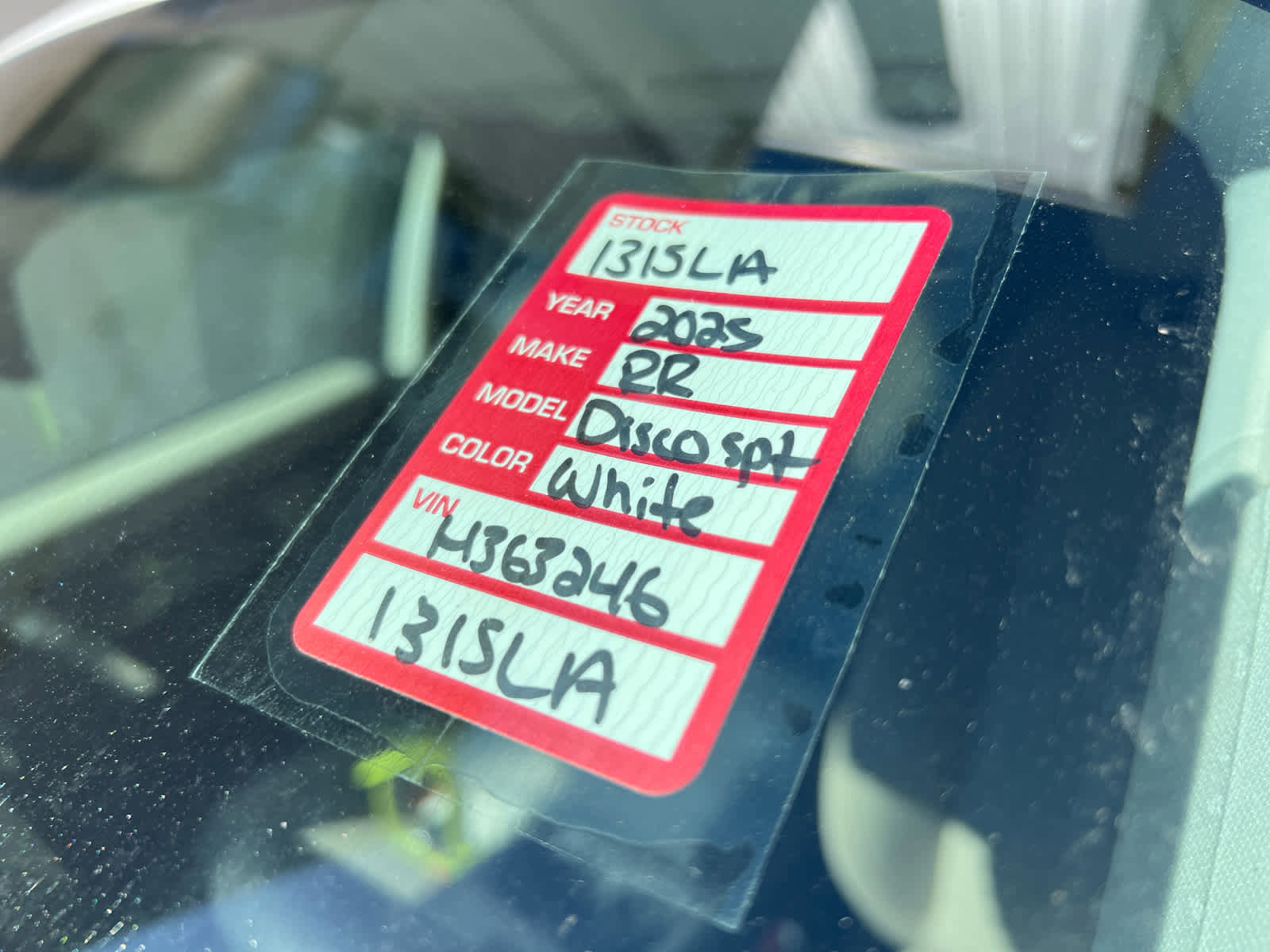 Used 2025 Land Rover Discovery Sport S image 19