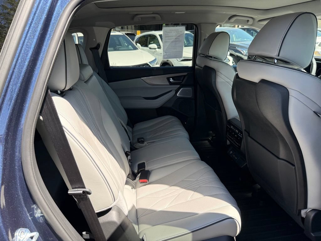 Certified 2026 Acura MDX w/ Advance Package AWD/4WD image 21