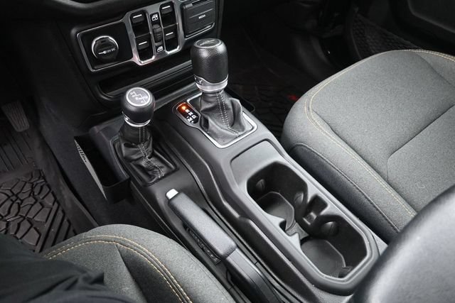 Used 2024 Jeep Gladiator Sport AWD/4WD image 26
