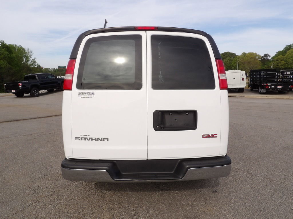 Used 2020 GMC Savana 2500 w/ Driver Convenience Package RWD image 6