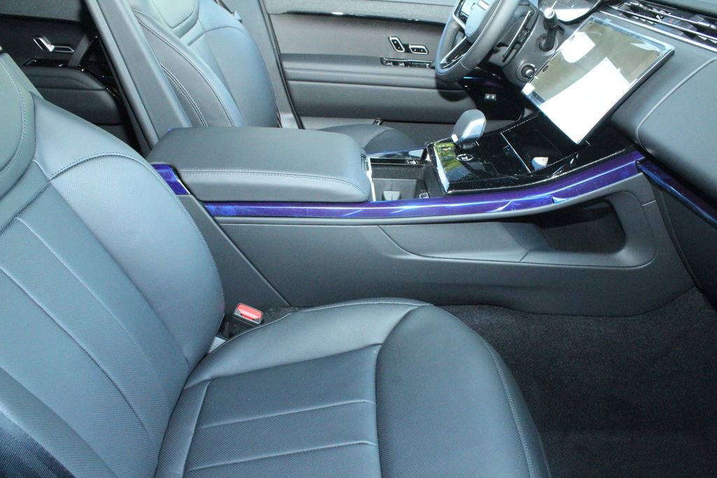 New 2026 Land Rover Range Rover Sport Dynamic SE image 3