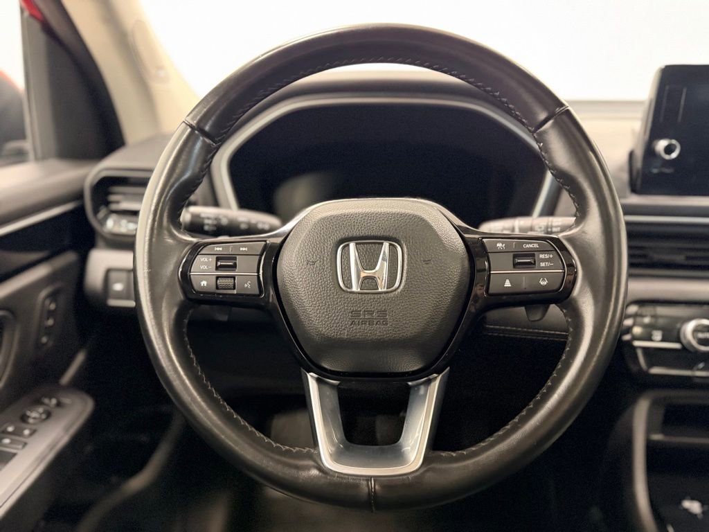 Used 2023 Honda Pilot Touring image 15