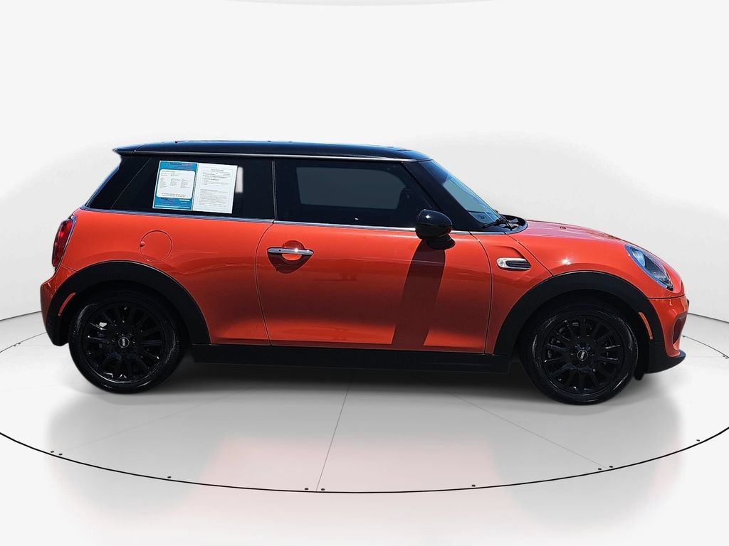 Used 2019 MINI Cooper 2-Door Hardtop FWD image 5