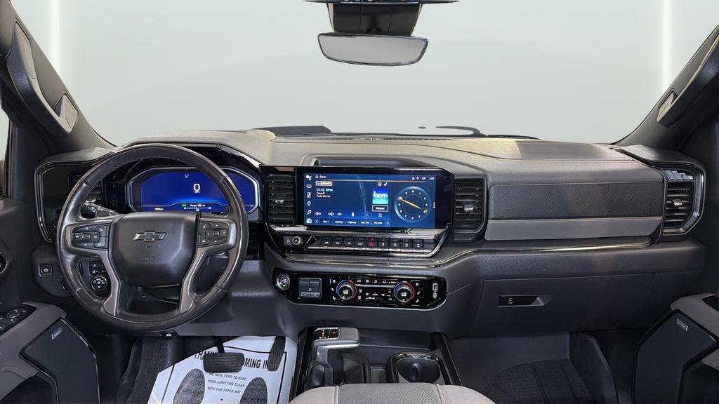 Used 2023 Chevrolet Silverado 1500 ZR2 image 14