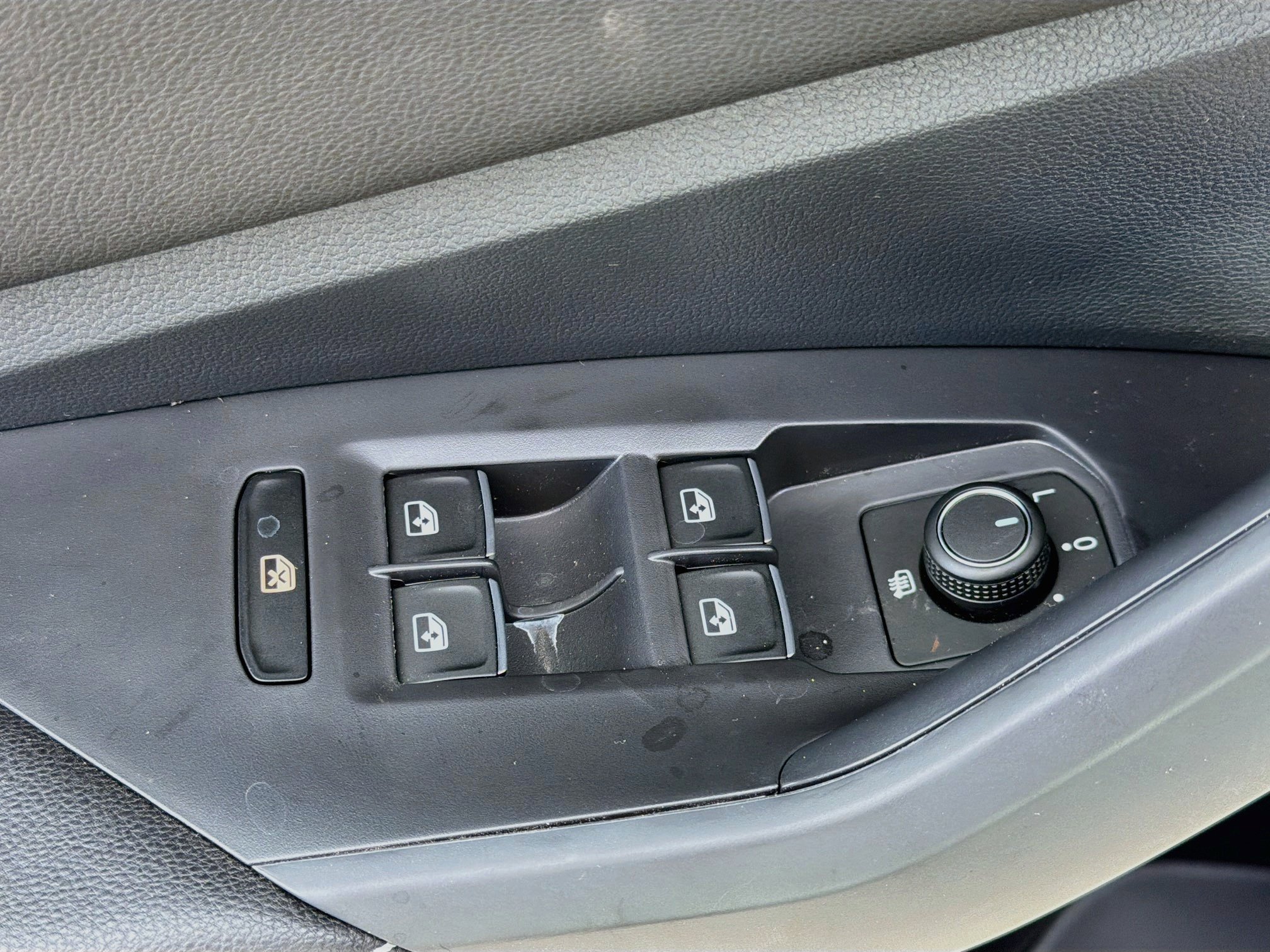 New 2027 Volkswagen Jetta S FWD image 21