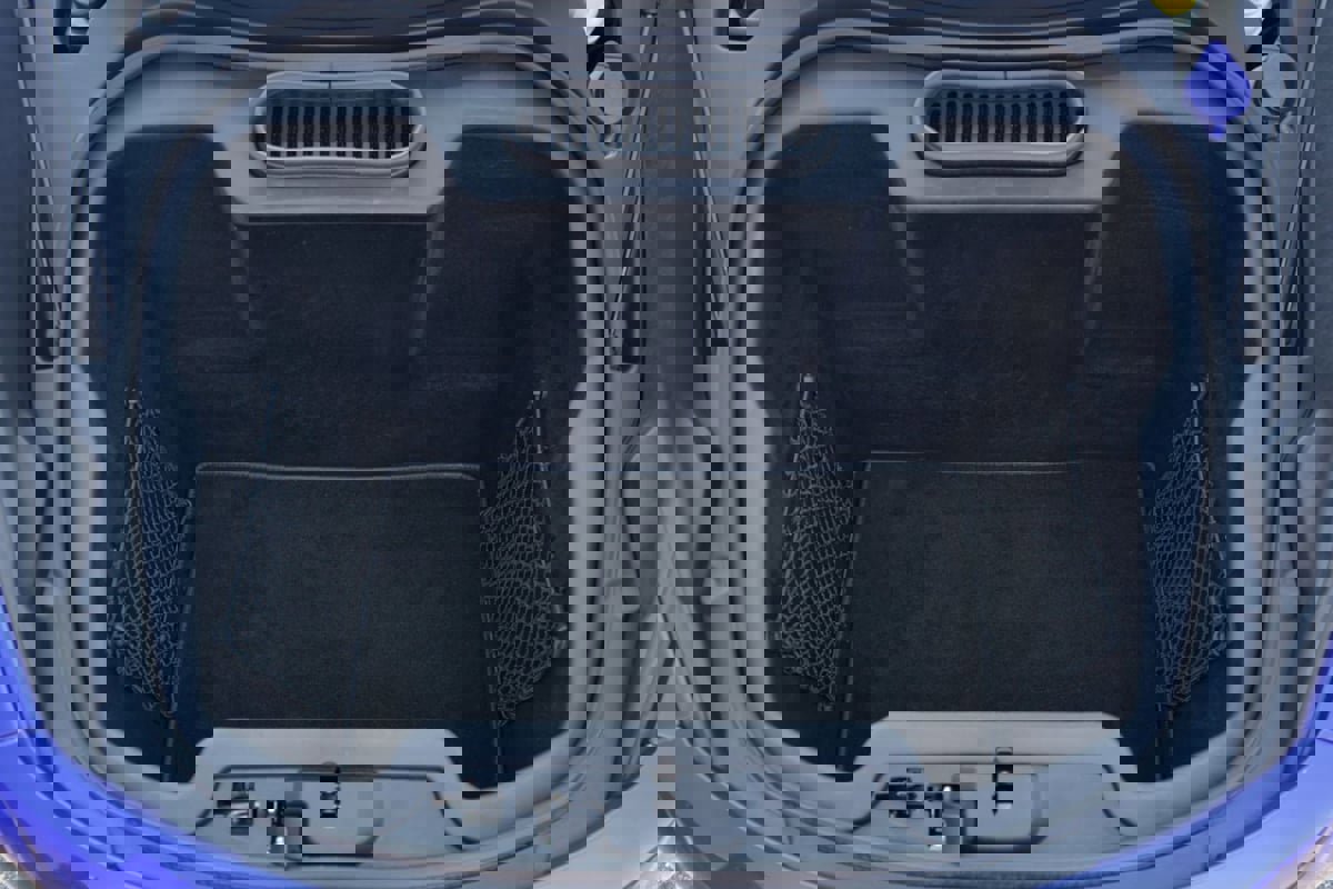 Used 2015 McLaren 650S Spider image 14