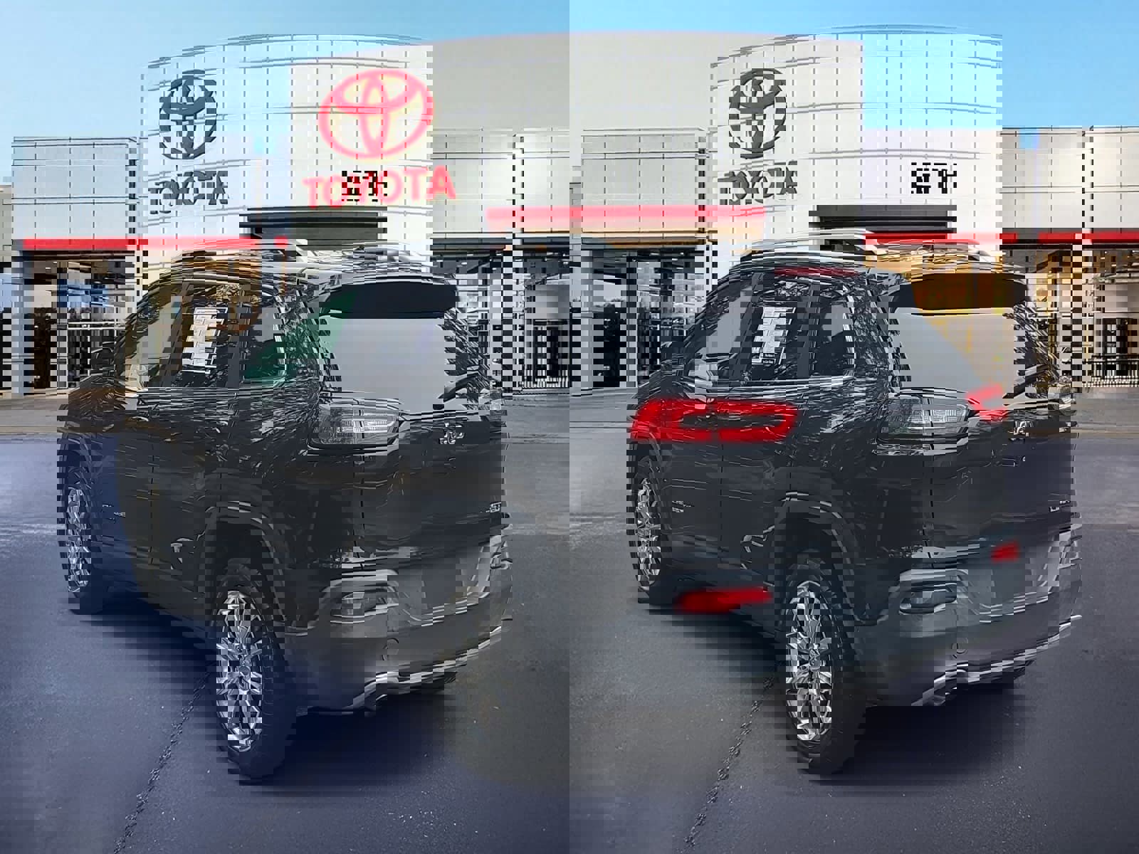 Used 2014 Jeep Cherokee Limited image 7