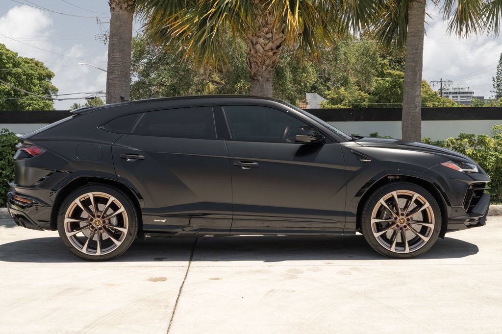 Used 2023 Lamborghini Urus S AWD/4WD image 11