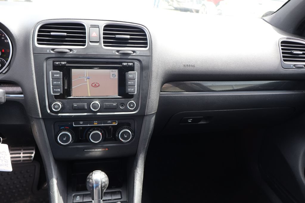 Used 2013 Volkswagen GTI Driver's Edition FWD image 32