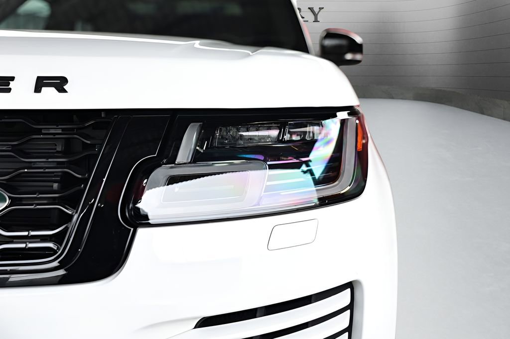 Used 2022 Land Rover Range Rover P525 Westminster Edition image 16