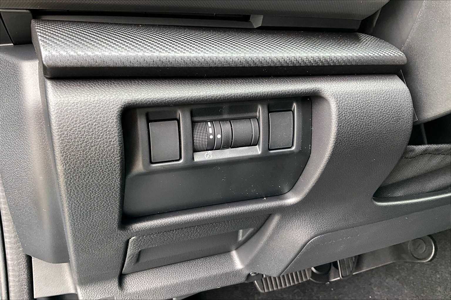 New 2025 Subaru Crosstrek 2.5i Wilderness image 18