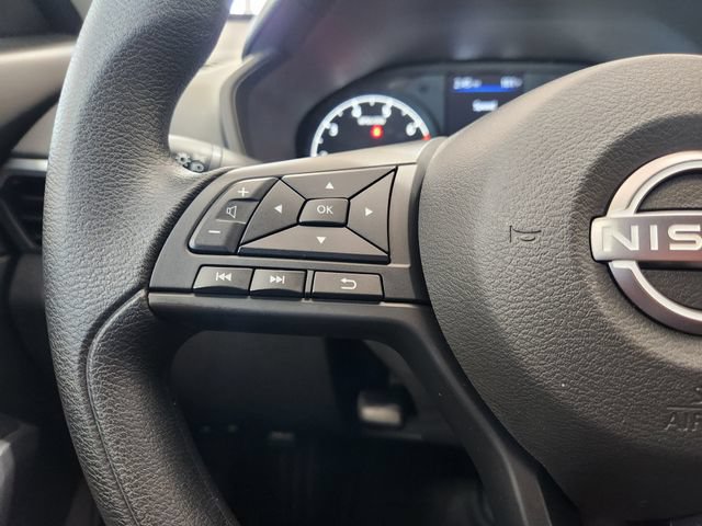 Used 2025 Nissan Altima 2.5 S FWD image 29