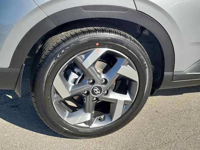 New 2026 Hyundai Venue SEL FWD image 25