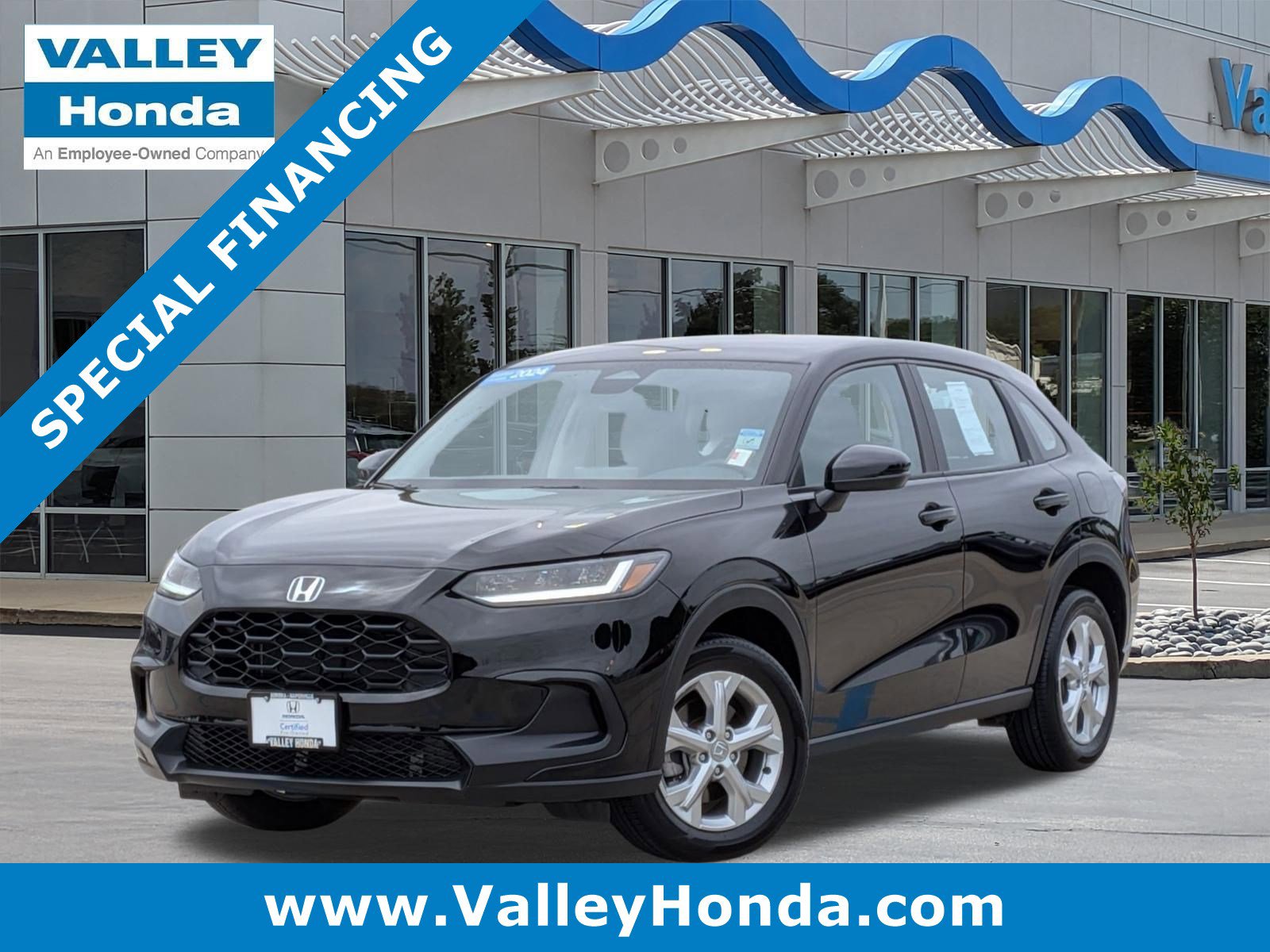 Used 2024 Honda HR-V LX image 1