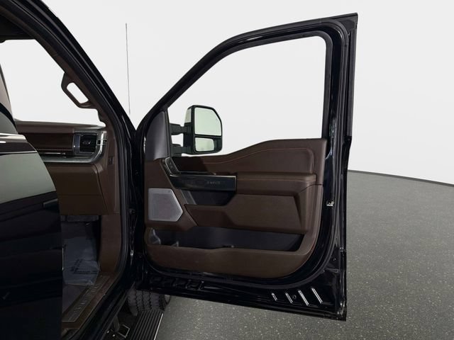 Used 2025 Ford F250 King Ranch w/ Chrome Package AWD/4WD image 25