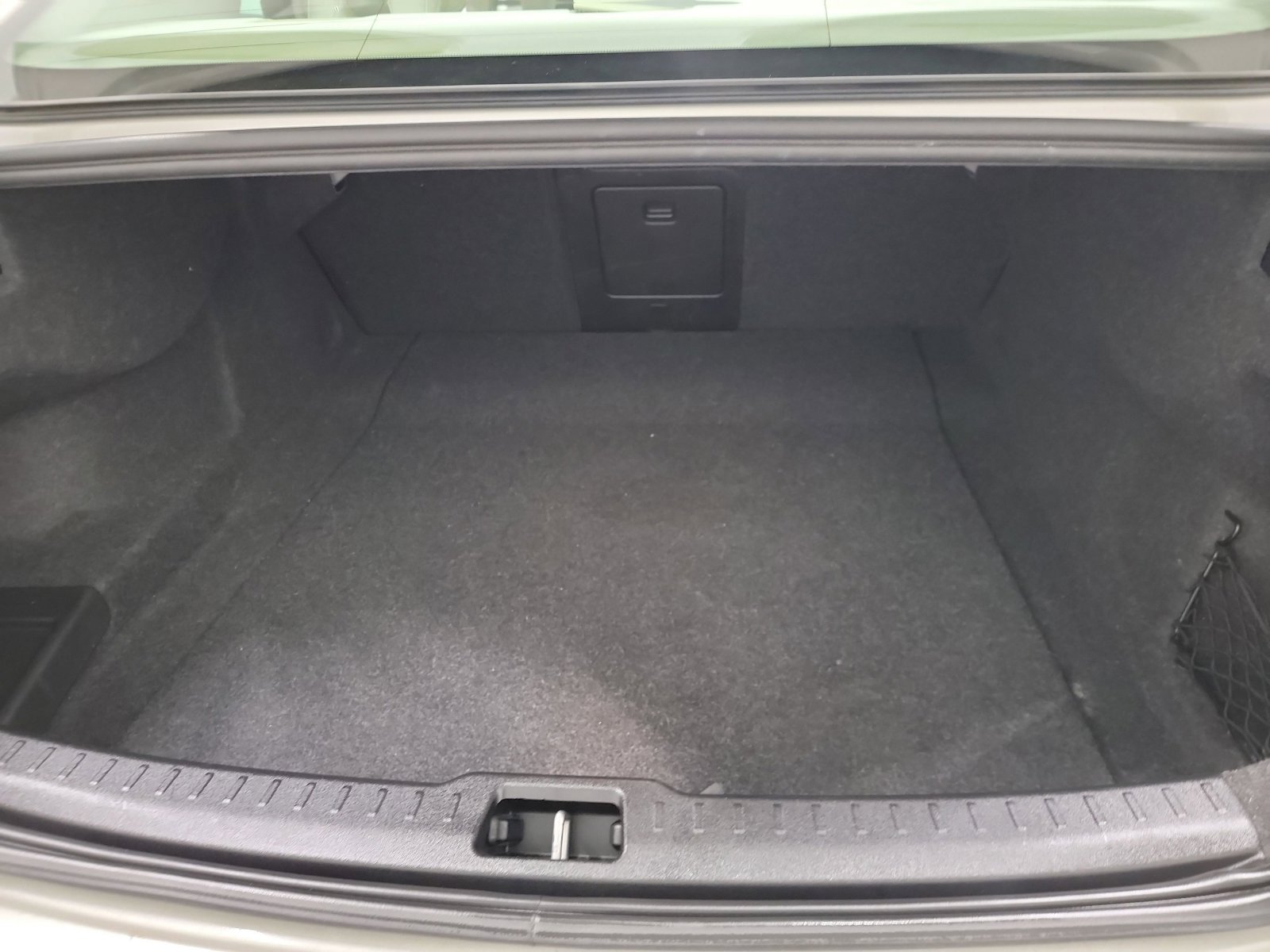 Used 2019 Volvo S60 T5 Inscription image 26