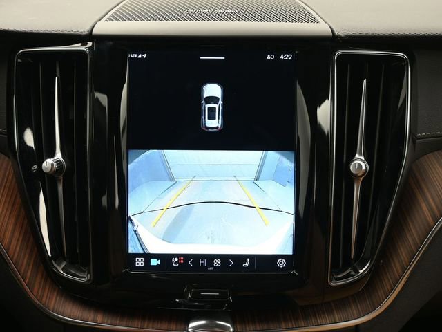 Used 2023 Volvo XC60 B6 Ultimate w/ Climate Package image 22