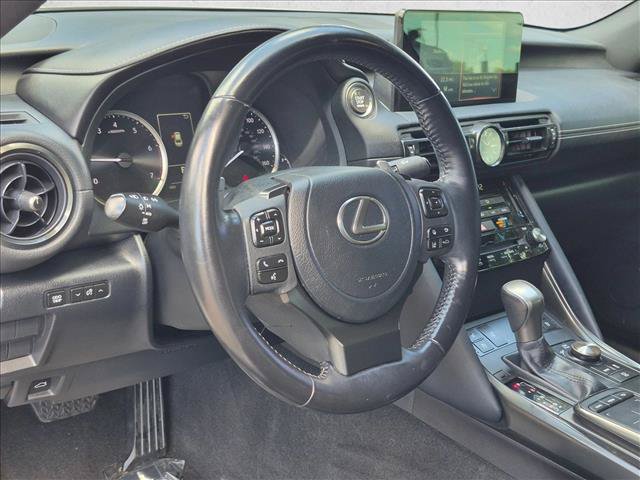 Used 2023 Lexus IS 300 w/ Comfort Package RWD image 10