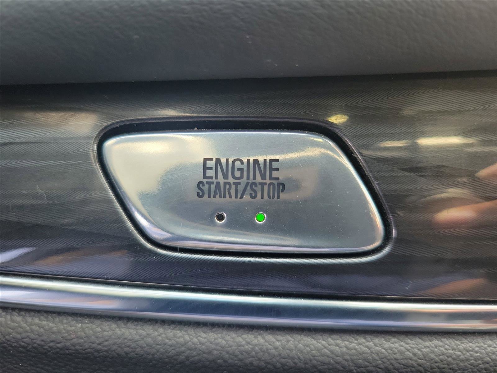 Used 2024 Buick Enclave Essence w/ Sport Touring Edition FWD image 32