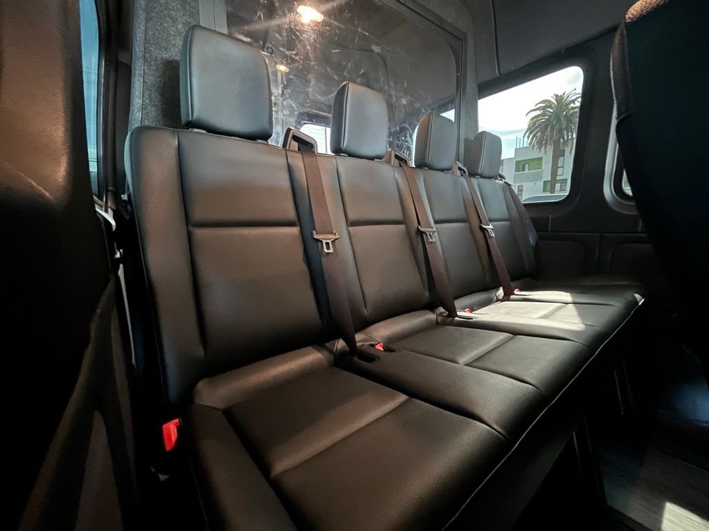 Used 2019 Mercedes-Benz Sprinter 2500 w/ Driver Convenience Package image 21