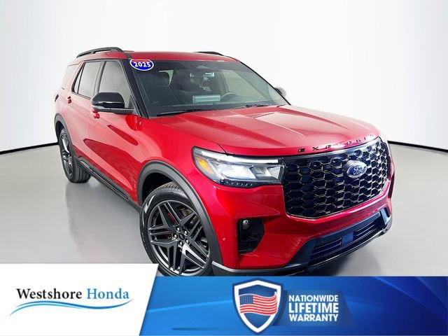 Used 2025 Ford Explorer ST image 1