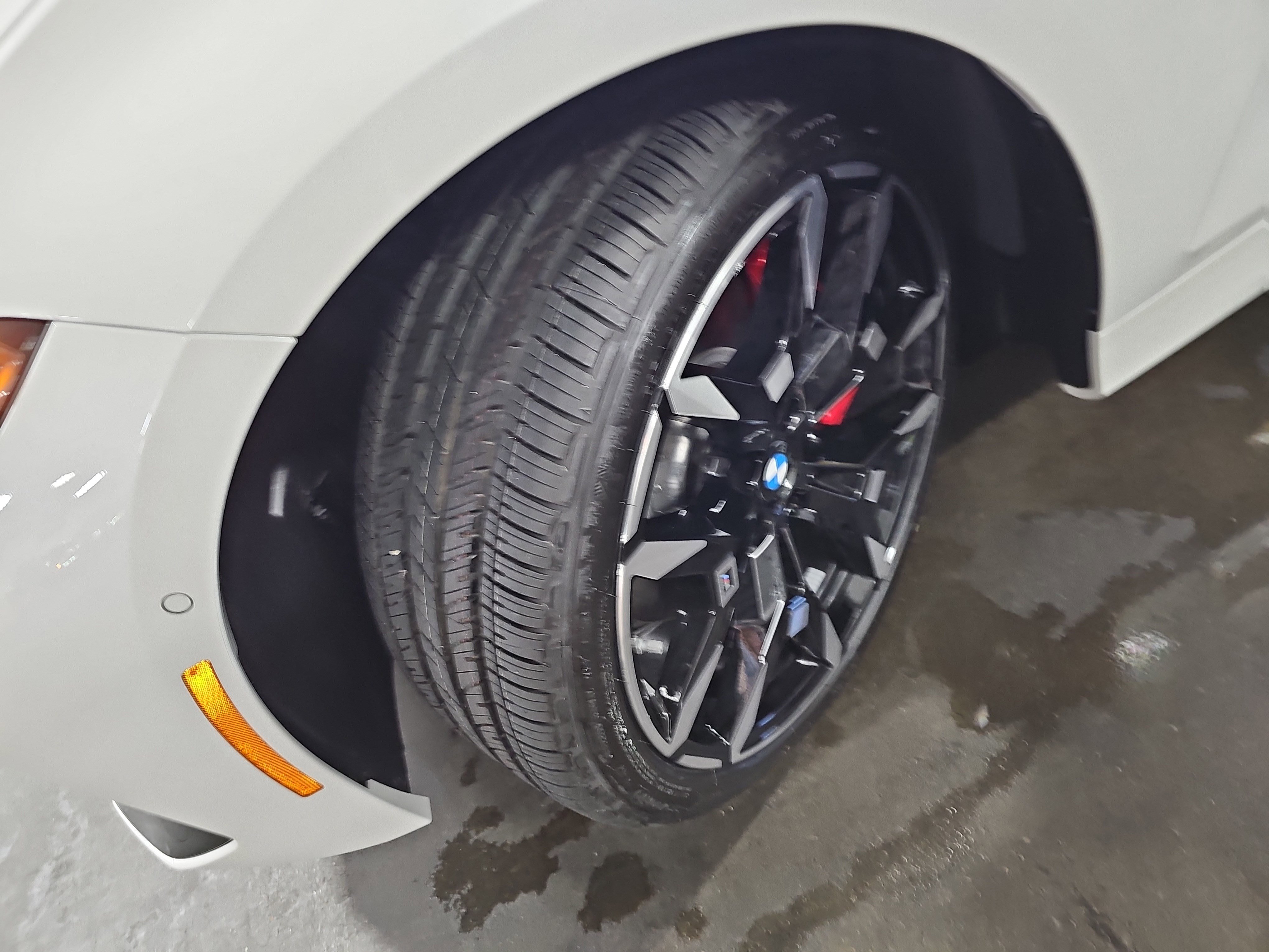 New 2026 BMW 330i xDrive Sedan w/ M Sport Package AWD/4WD image 35