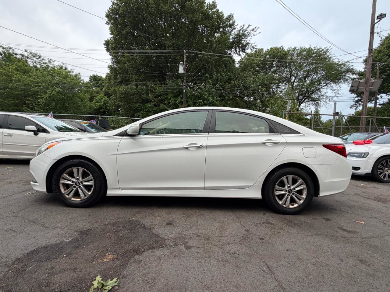 Used 2014 Hyundai Sonata GLS FWD image 4