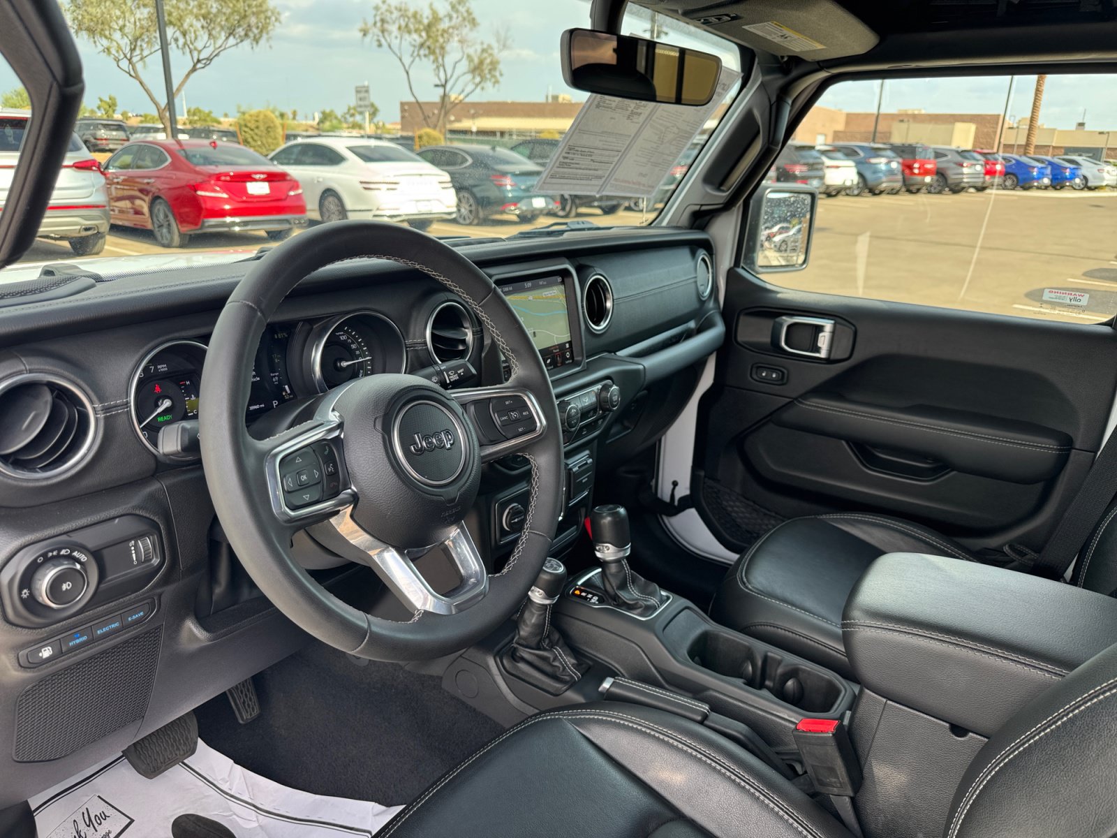 Used 2023 Jeep Wrangler Unlimited Sahara AWD/4WD image 33
