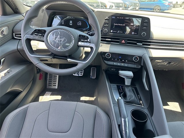 New 2025 Hyundai Elantra Sport FWD image 7