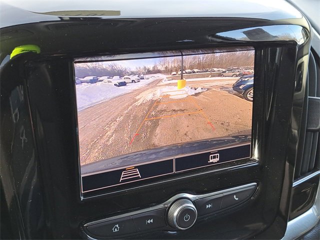 Used 2020 Chevrolet Traverse LT image 16