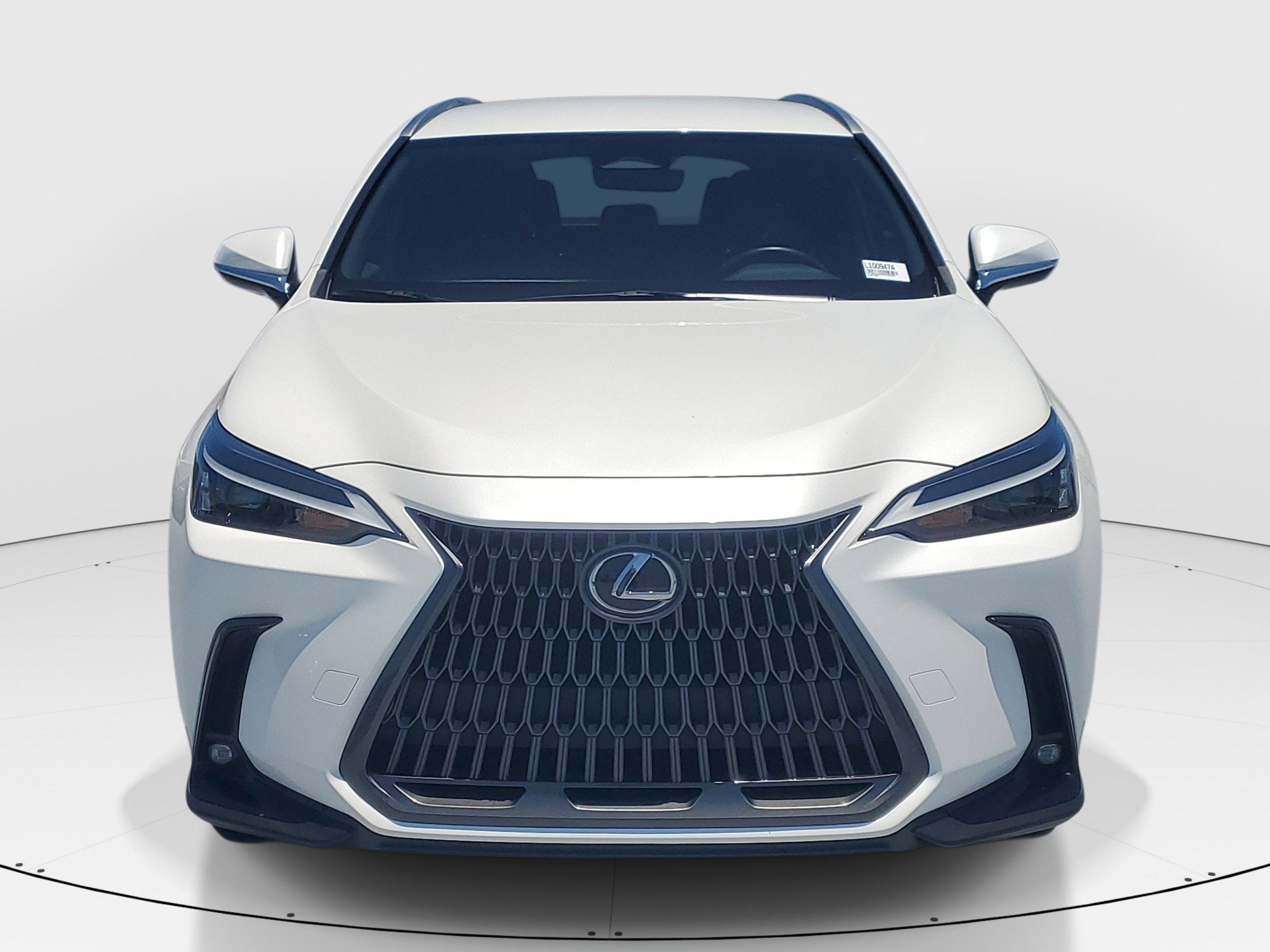 Used 2024 Lexus NX 250 FWD w/ Towing Package (2000 Lbs) image 2