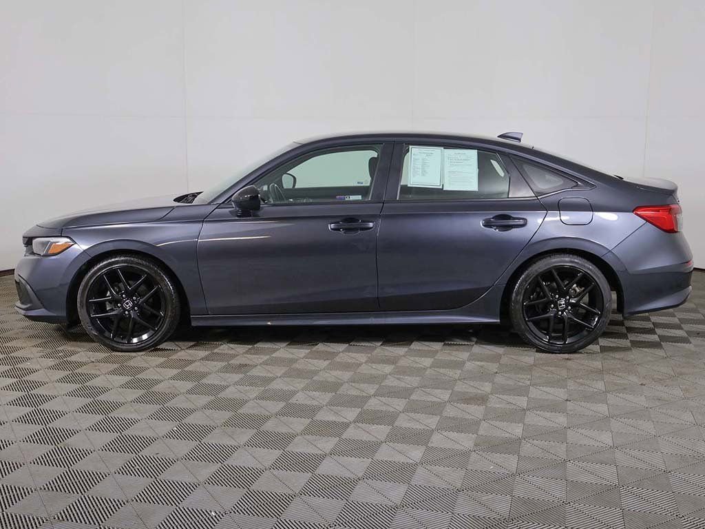 Used 2023 Honda Civic Sport image 14