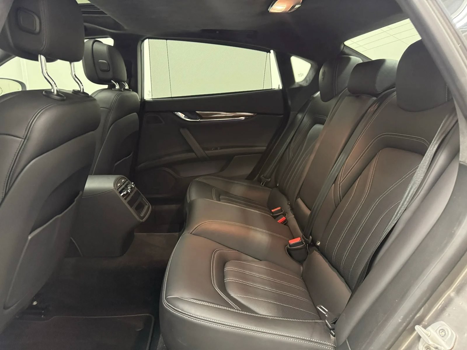 Used 2018 Maserati Quattroporte S GranLusso RWD image 17