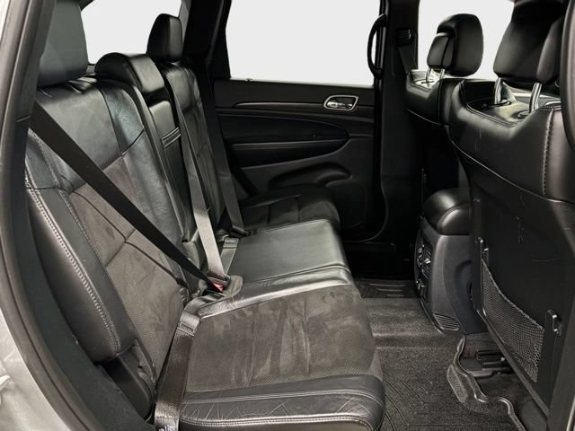 Used 2018 Jeep Grand Cherokee Altitude AWD/4WD image 19