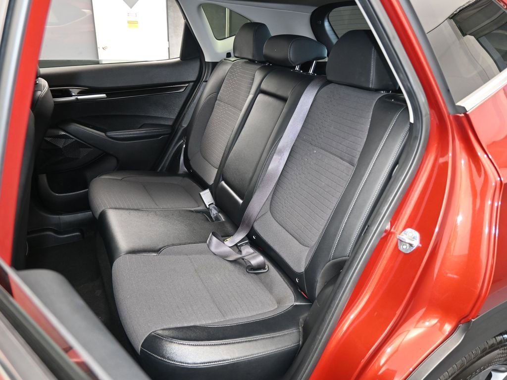 Used 2023 Kia Seltos S image 28