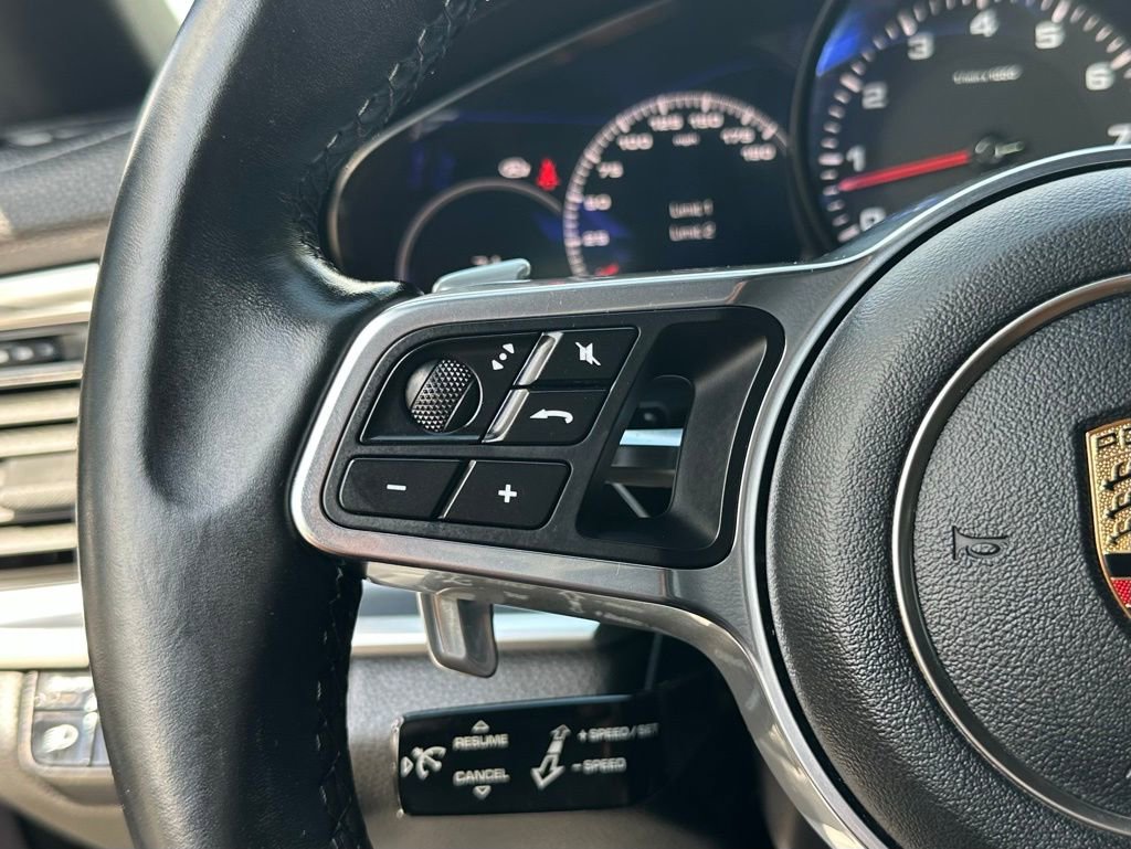 Used 2019 Porsche Panamera image 47