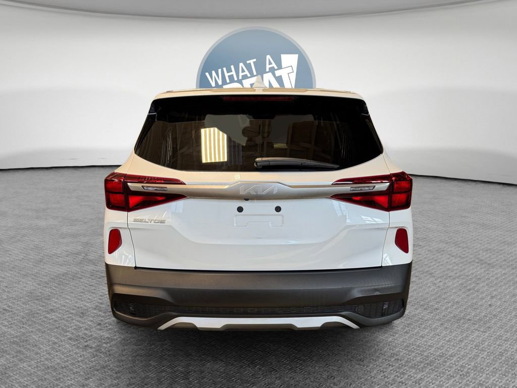Certified 2023 Kia Seltos LX image 5