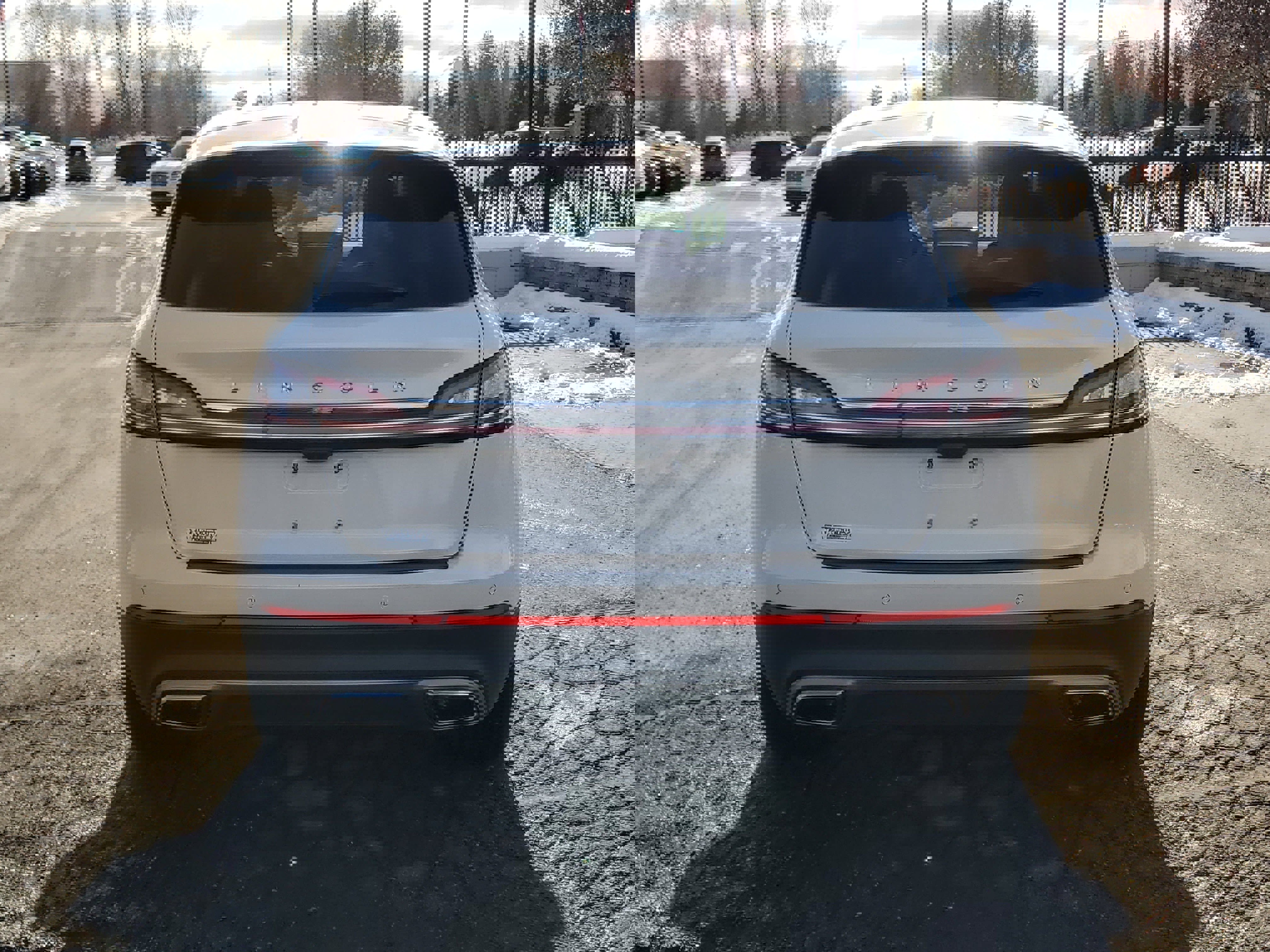 Certified 2023 Lincoln Nautilus Reserve w/ Equipment Group 202A image 5