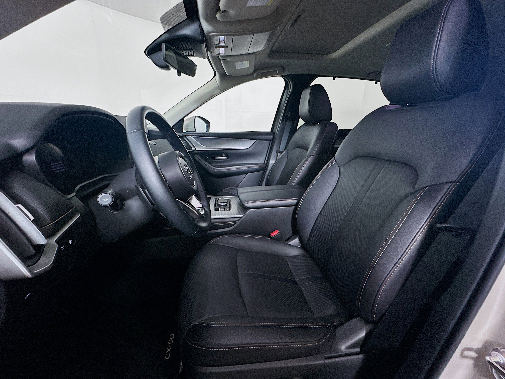 Used 2024 MAZDA CX-90 Plug-In Hybrid w/ Preferred AWD/4WD image 13