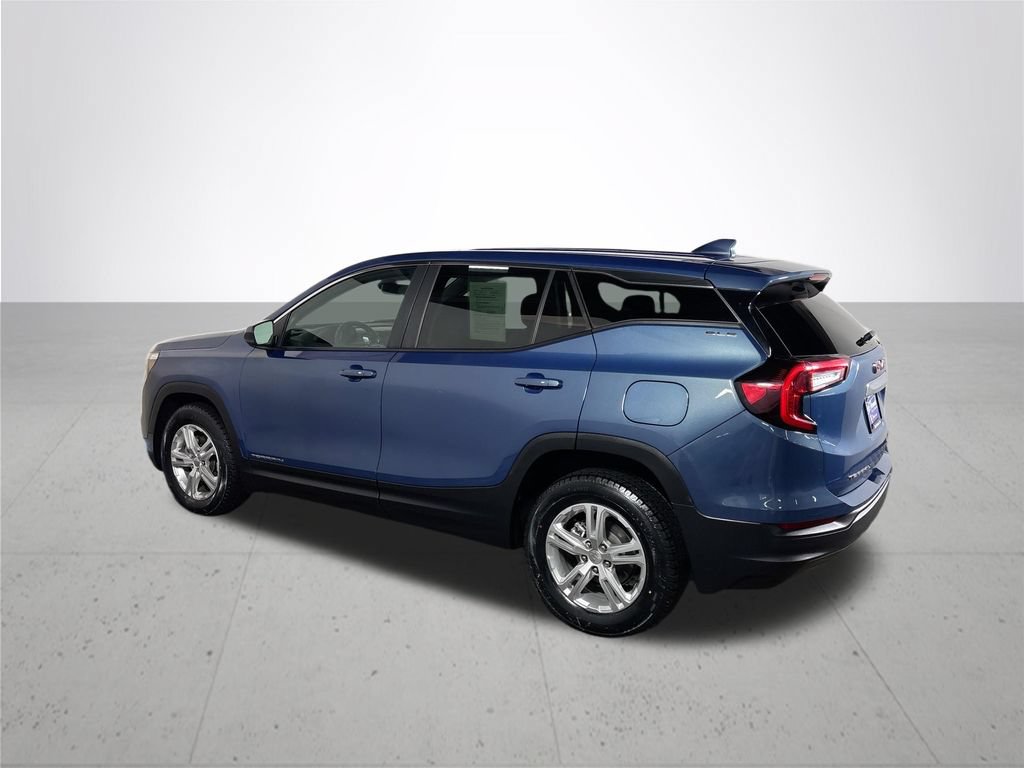 Used 2024 GMC Terrain SLE AWD/4WD image 8