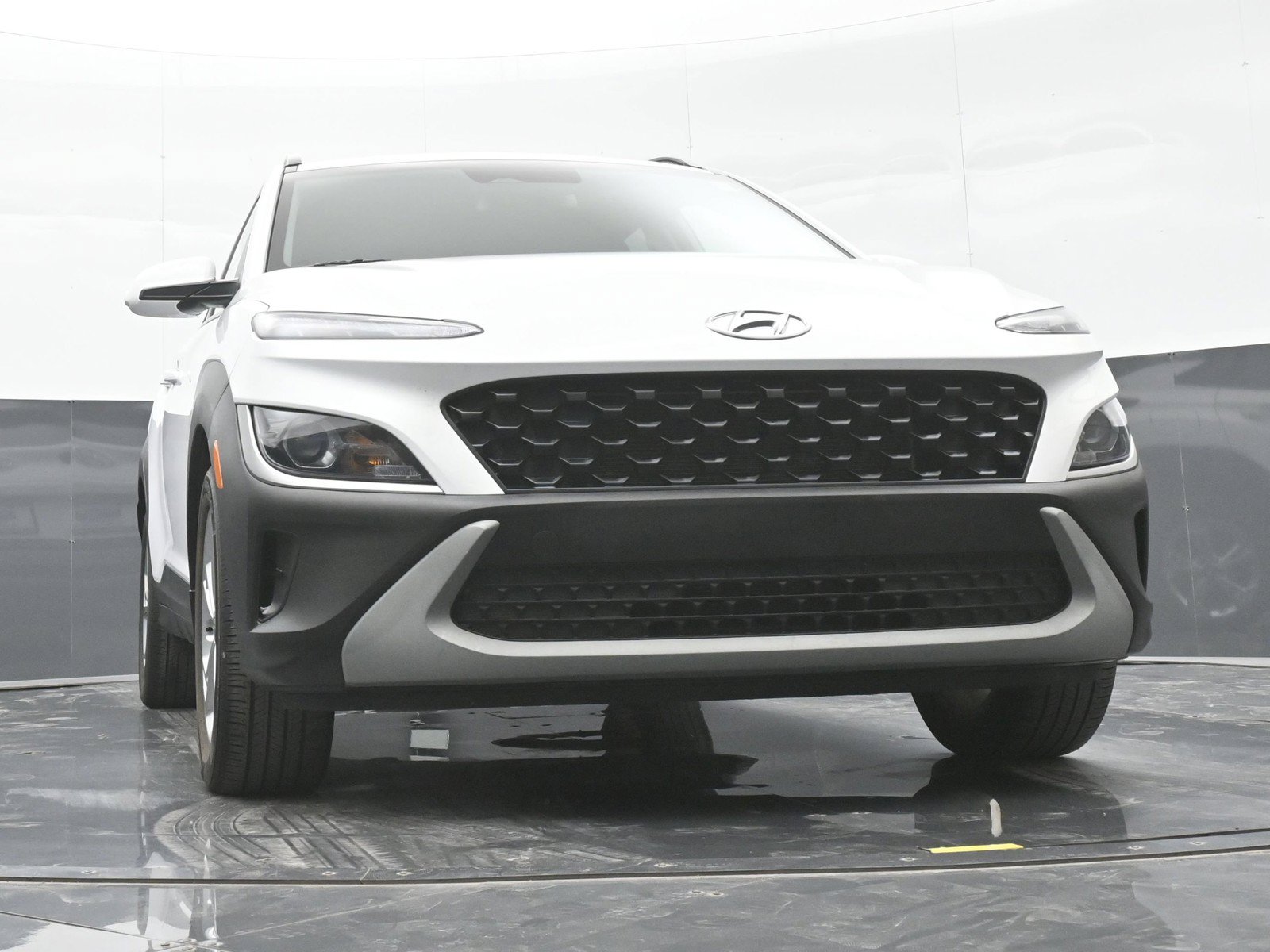 Certified 2023 Hyundai Kona SEL w/ Cargo Package AWD/4WD image 43