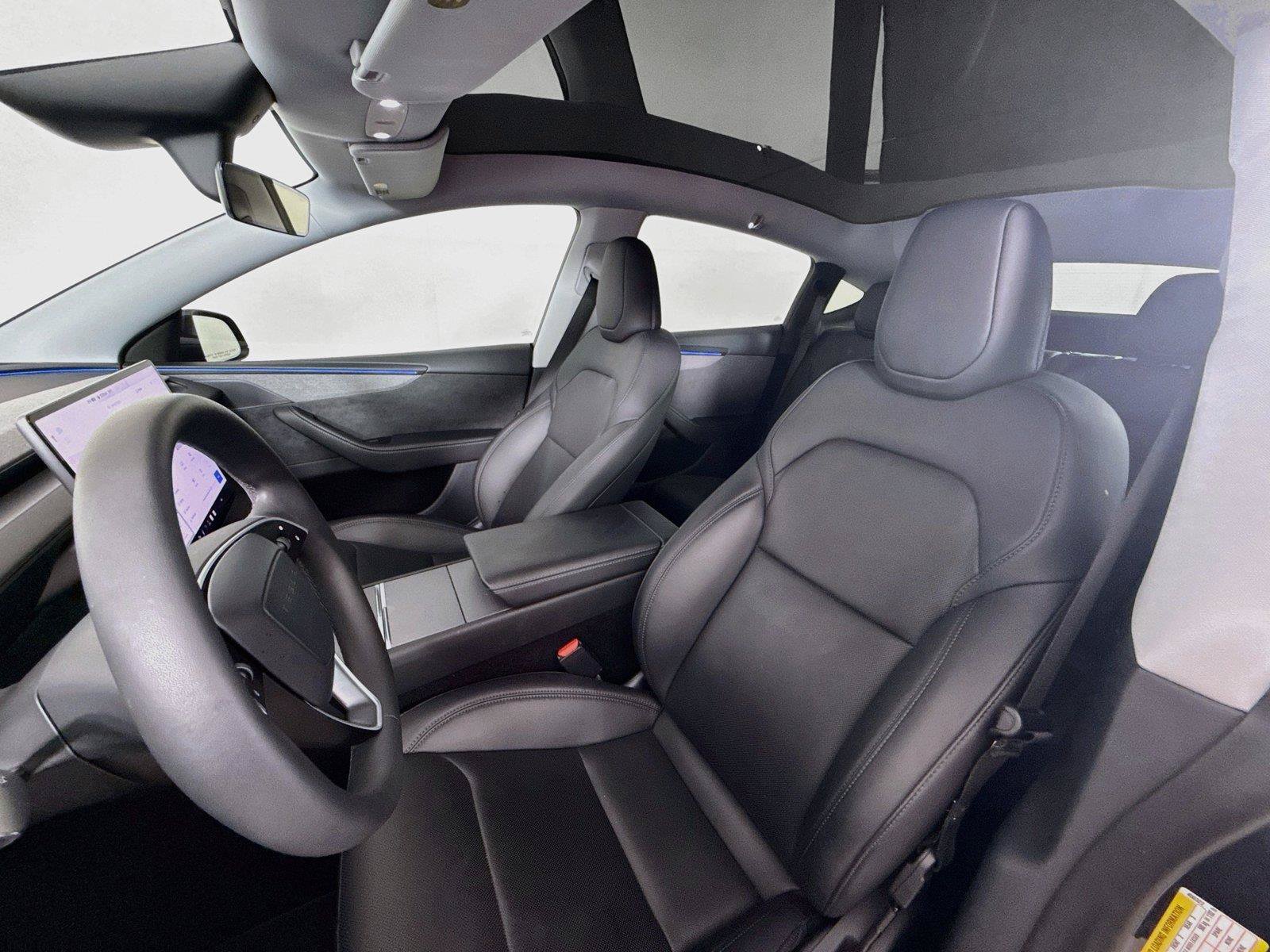 Used 2026 Tesla Model Y 2WD image 8