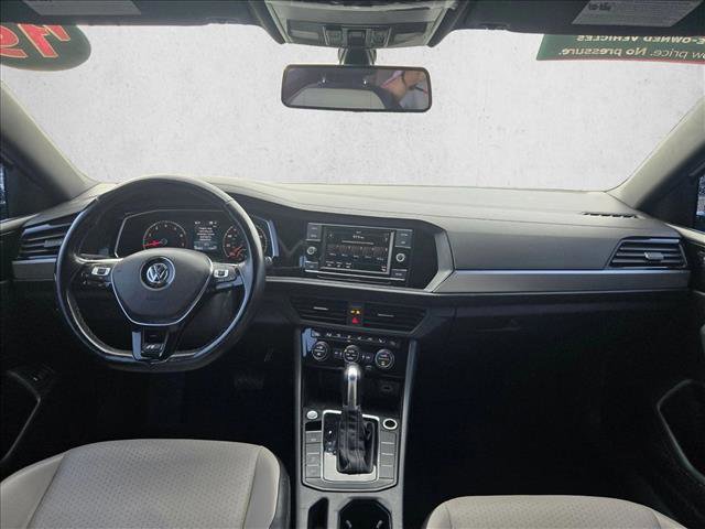 Used 2019 Volkswagen Jetta R-Line w/ R-Line Cold Weather Package FWD image 15