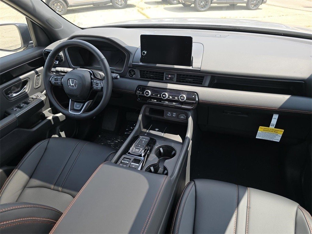 New 2025 Honda Pilot TrailSport image 25