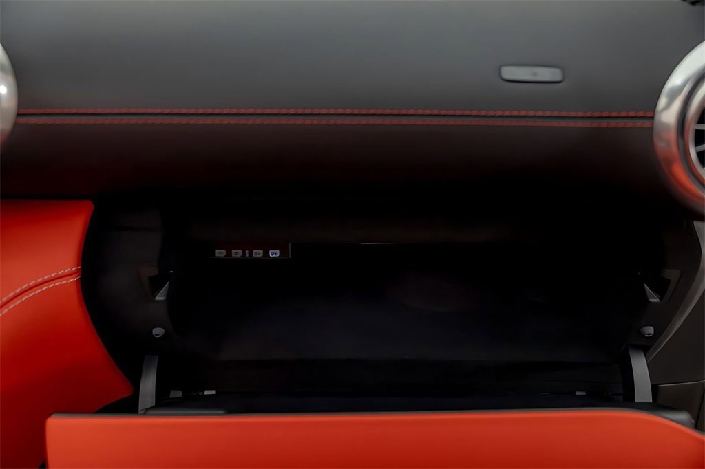 Used 2023 Mercedes-Benz SL 63 AMG 4MATIC image 32