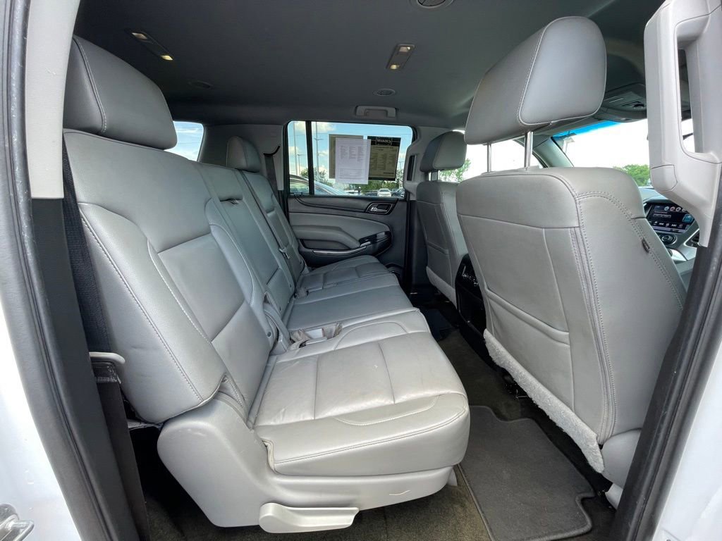 Used 2018 Chevrolet Suburban LT RWD image 36