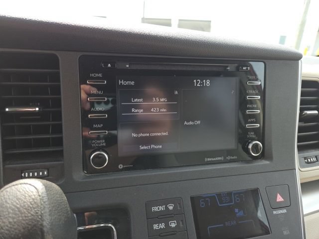 Used 2019 Toyota Sienna LE w/ LE Preferred Package FWD image 15