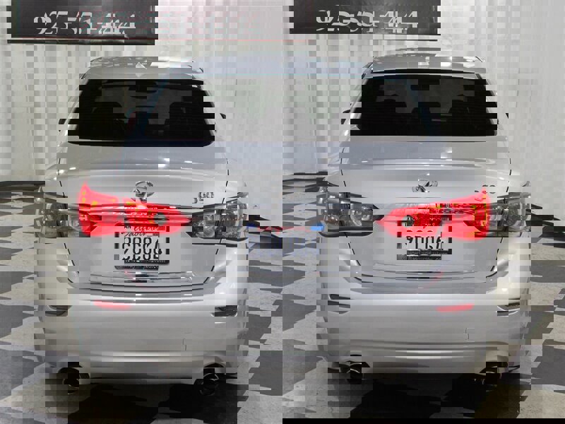 Used 2017 INFINITI Q50 3.0t Premium image 7