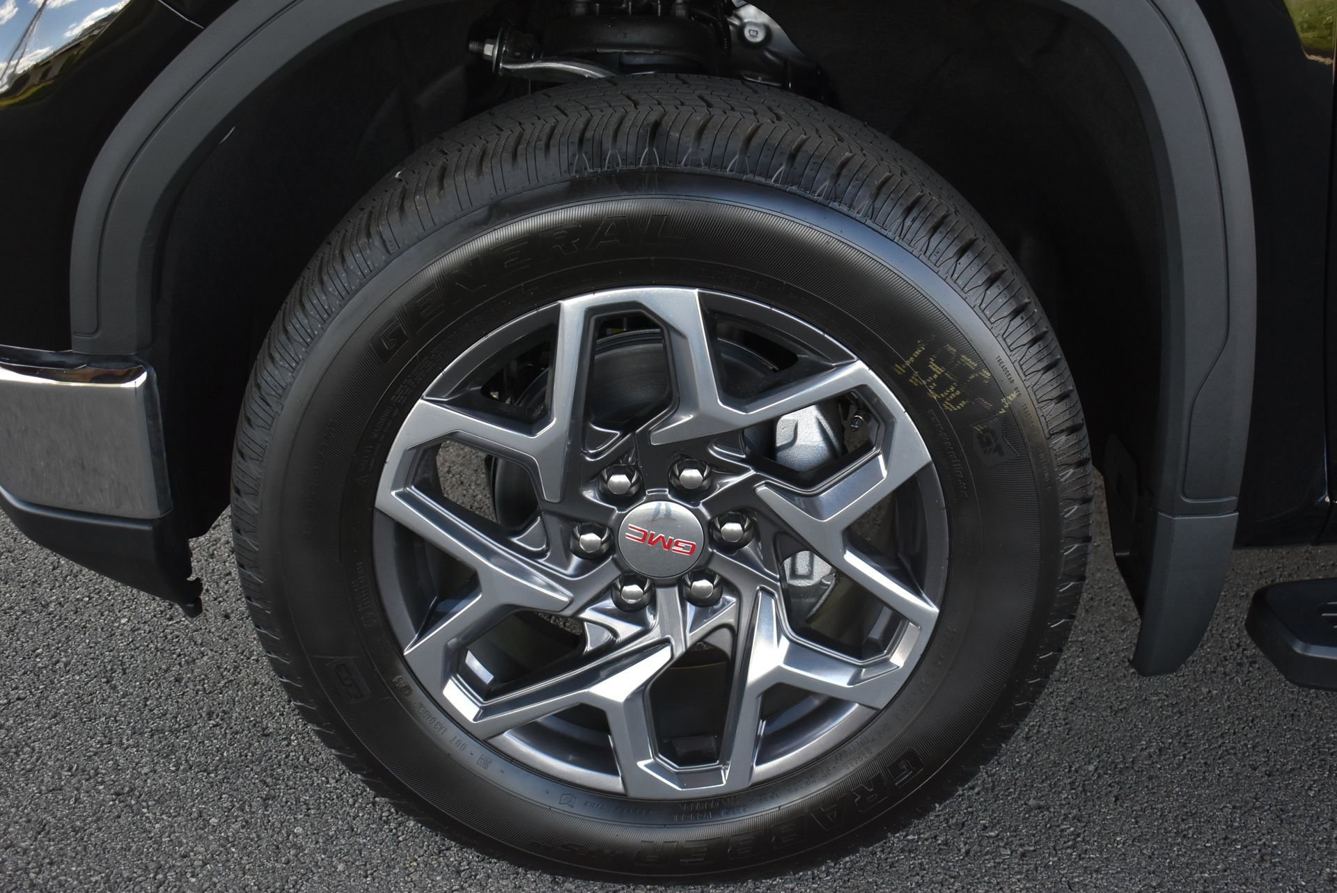 New 2026 GMC Sierra 1500 SLT w/ SLT Premium Package image 11